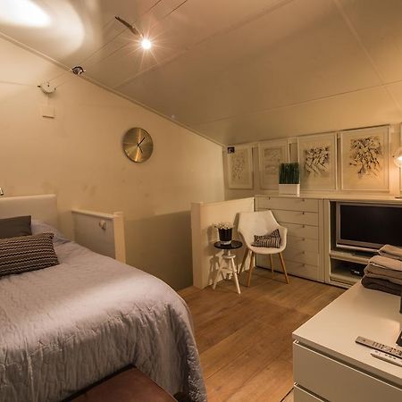 Sleep At Slim Amsterdam Bed and Breakfast Exteriör bild