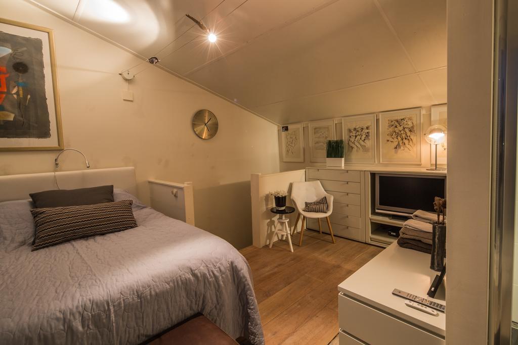 Sleep At Slim Amsterdam Bed and Breakfast Exteriör bild