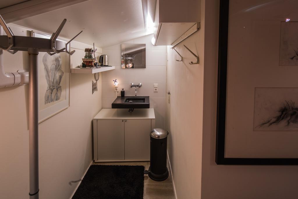Sleep At Slim Amsterdam Bed and Breakfast Exteriör bild